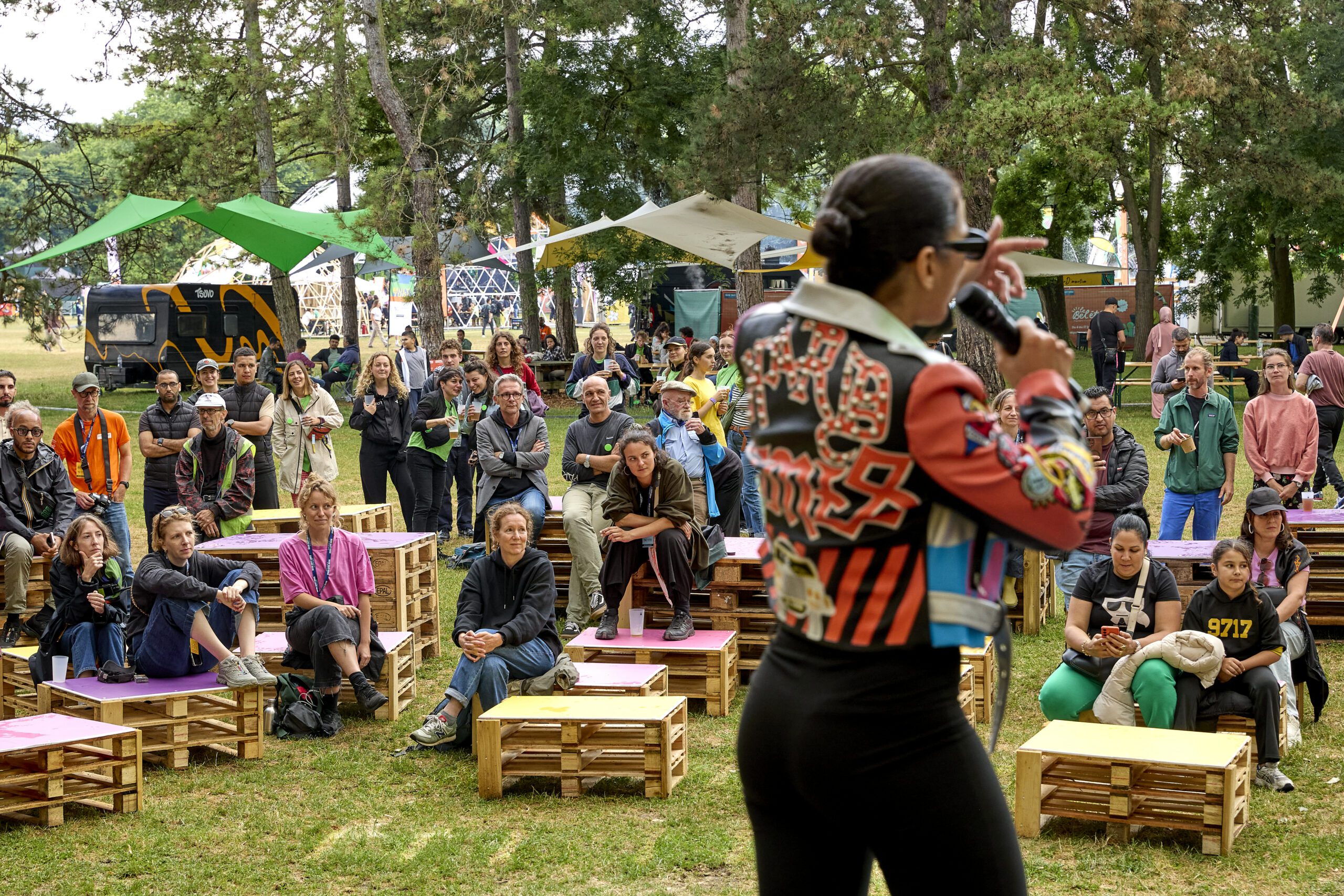 MULTITUDE | Grande Parade