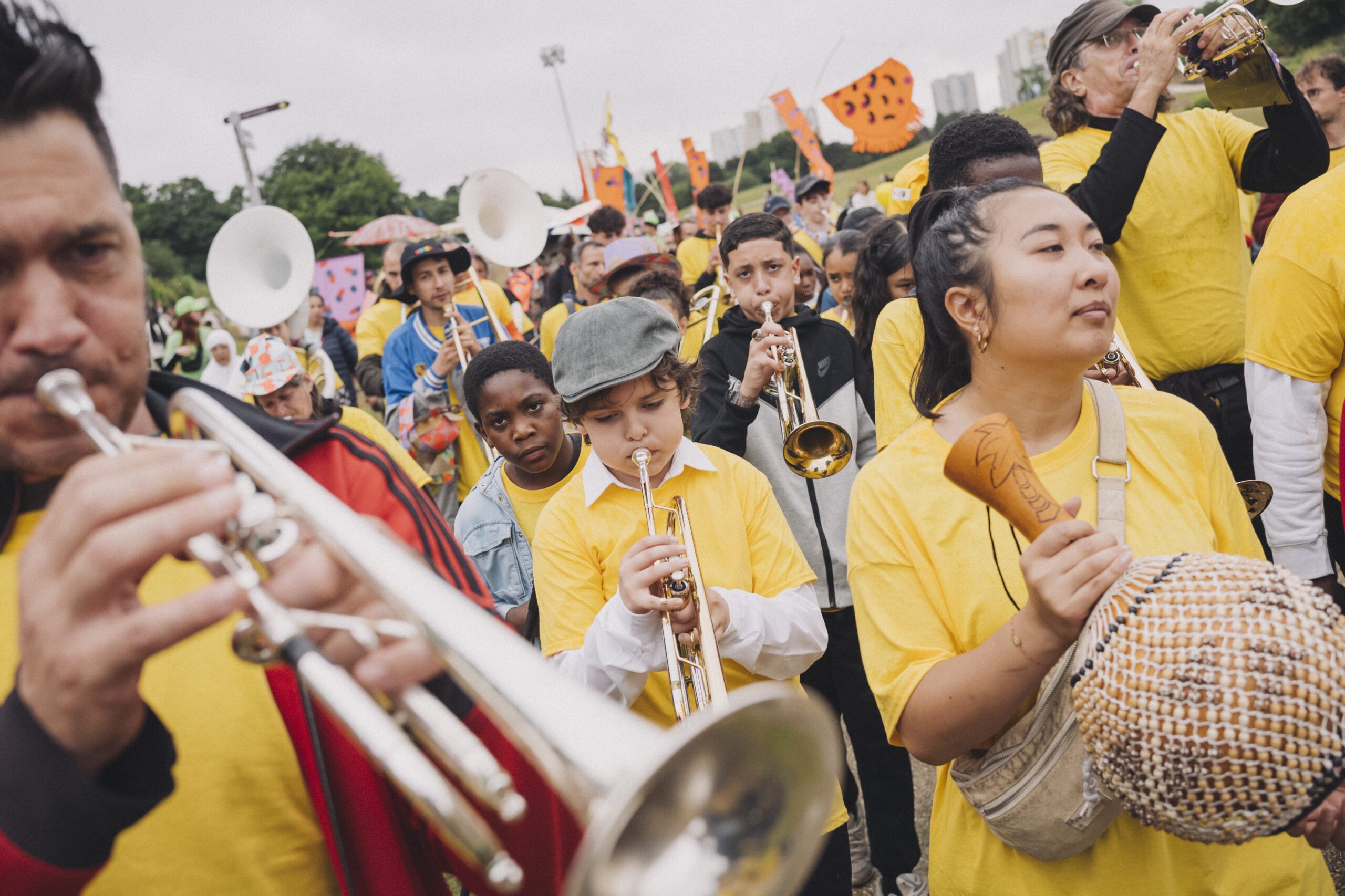 MULTITUDE | Grande Parade