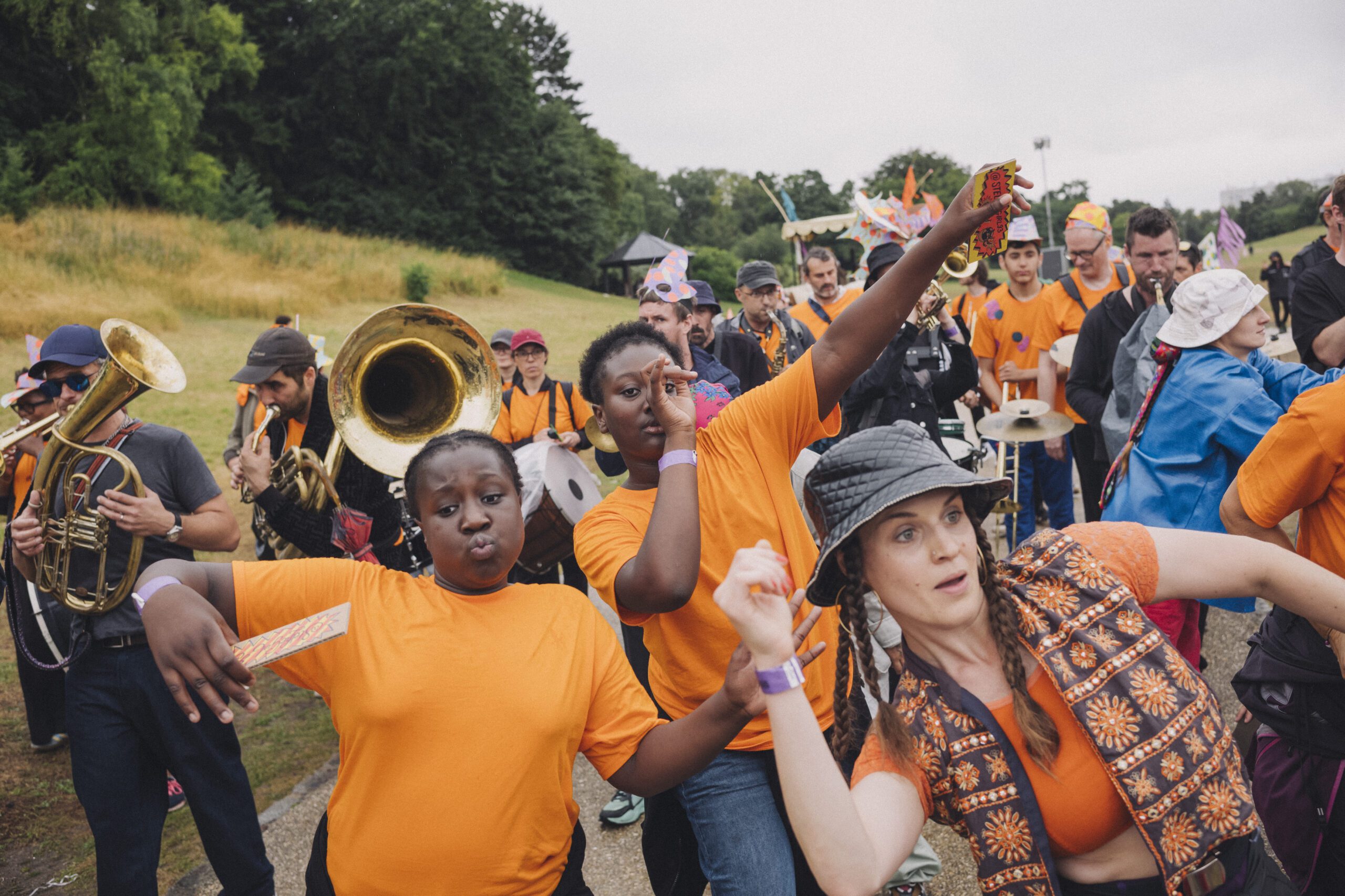 MULTITUDE | Grande Parade